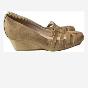 Dr. Scholls Wedge Shoes Pumps Slip On Heels Women Size 11 M Brown/Tan 2" Wedge